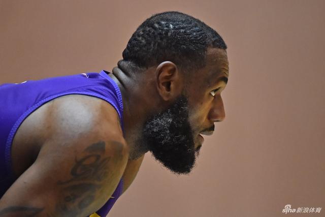 英超-萨拉赫双响琼斯破门 利物浦3-3纽卡斯尔